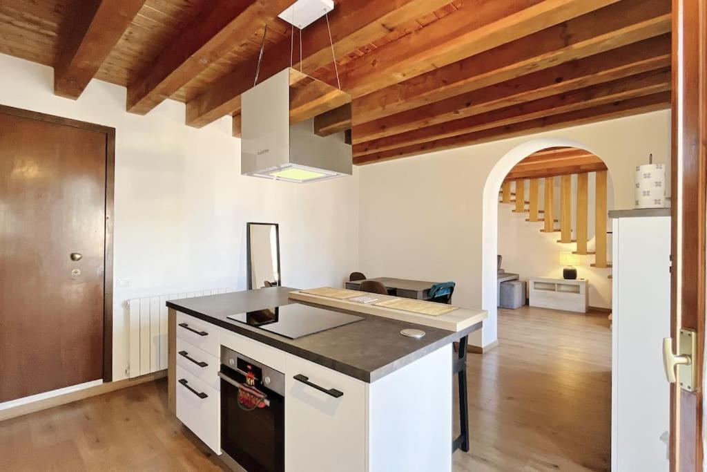 Apartamento Nest On The Roofs - Affitti Brevi Italia Lecco Exterior foto
