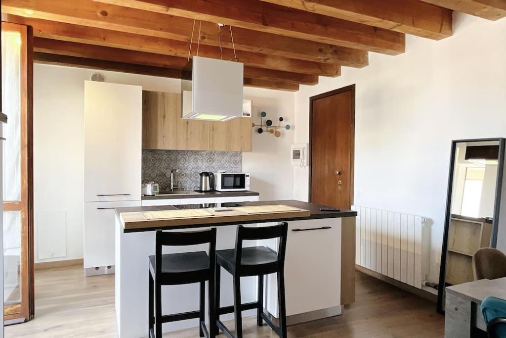 Apartamento Nest On The Roofs - Affitti Brevi Italia Lecco Exterior foto